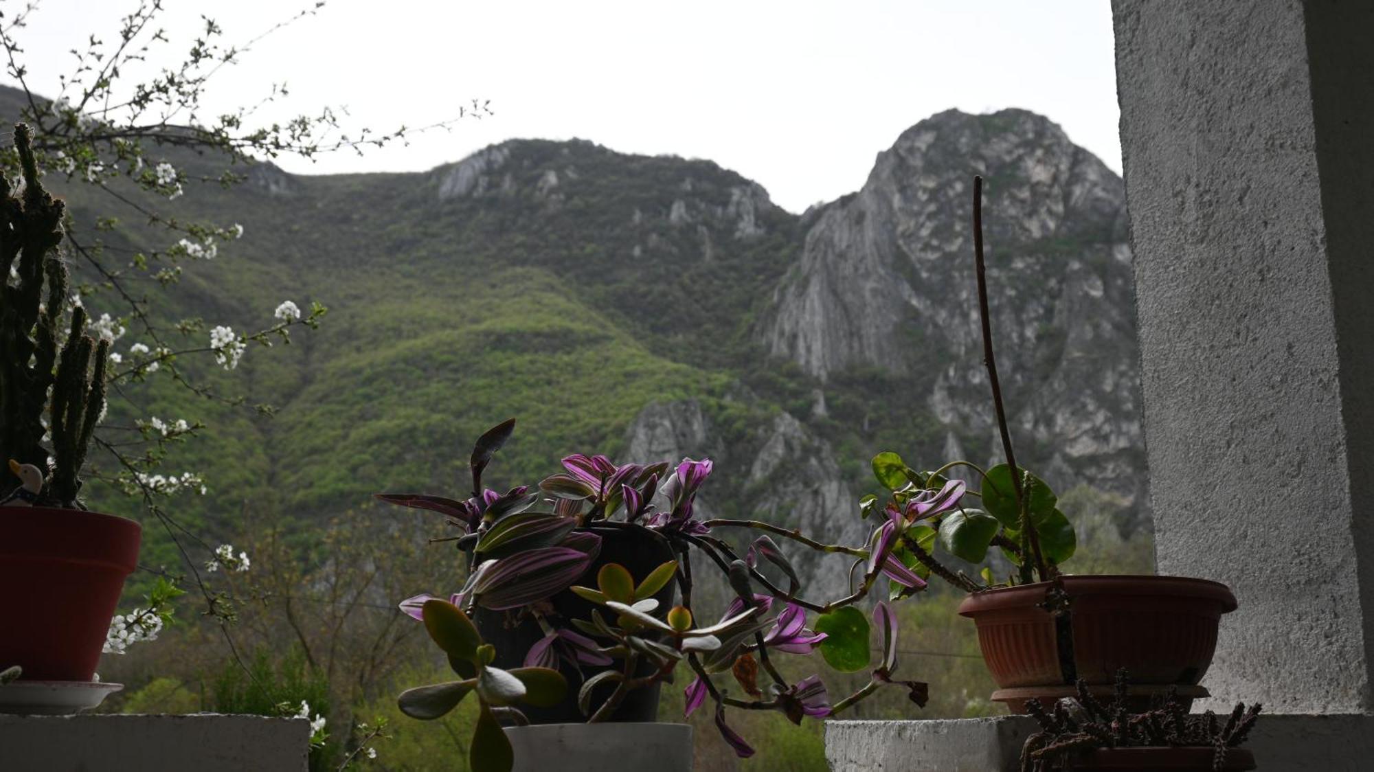 Canyon Matka - Unique Place For Stay Скопье Экстерьер фото